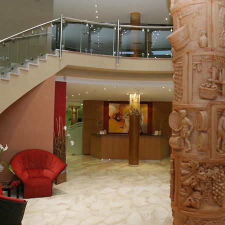 Hotel Fonda Neus ซานต์ซาดูร์นี ดาโนยา ภายนอก รูปภาพ