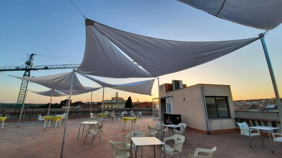Hotel Fonda Neus ซานต์ซาดูร์นี ดาโนยา ภายนอก รูปภาพ